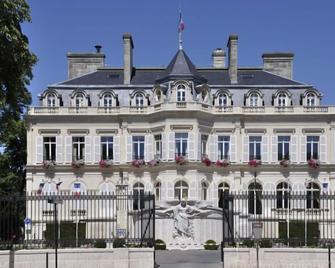 .Cathy Home ............................................... ...................... - Épernay - Budynek