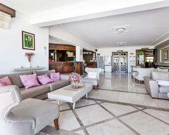 The Ship Inn Hotel - Kyrenia - Lobby