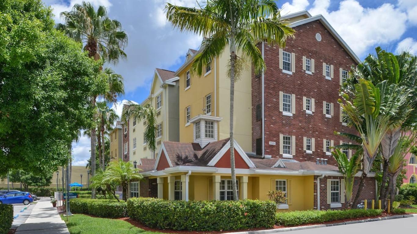 Candlewood Suites Miami - Doral