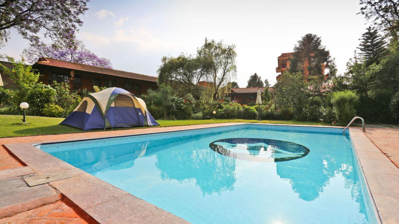 Summit Hotel