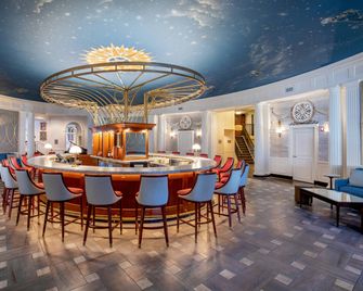The Hotel Roanoke & Conference Center, Curio Collection by Hilton - Roanoke - Bar