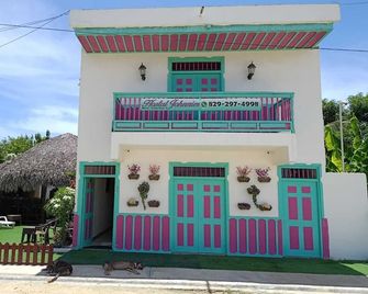 Hostal Johnnier Macao Punta Cana - Пунта-Кана - Вигляд зовні