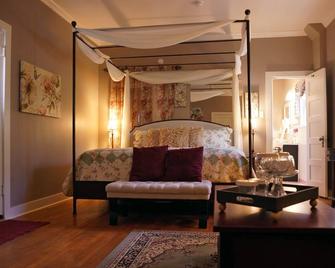 Fiddler's Inn - Carlsbad - Bedroom