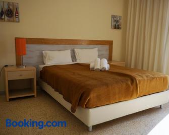 Apartments Dimitra - Paralia Dionisiou - Habitación