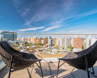 أون مونتيفيديو - مونتفيديو (اوروغواي) - شرفة