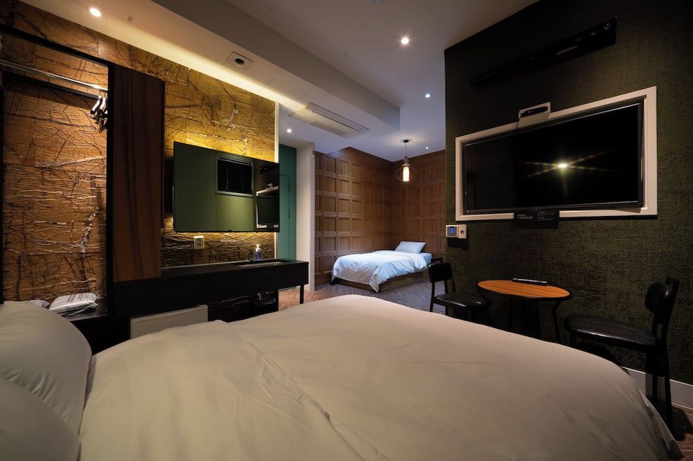 إتش أفينيو هوتل يوكسام