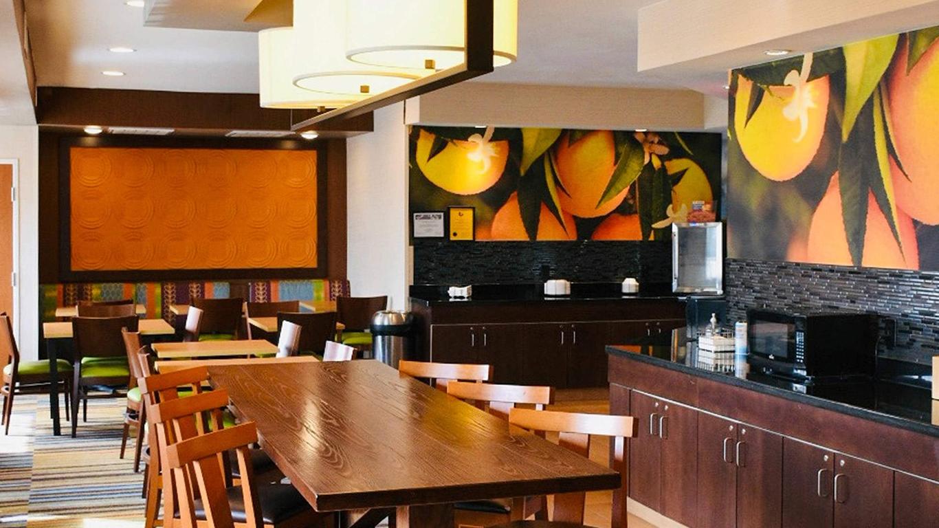 Comfort Inn & Suites