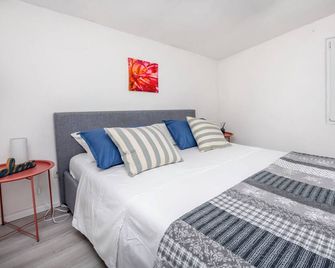 Apartments Ercegovic - Rogoznica - Bedroom
