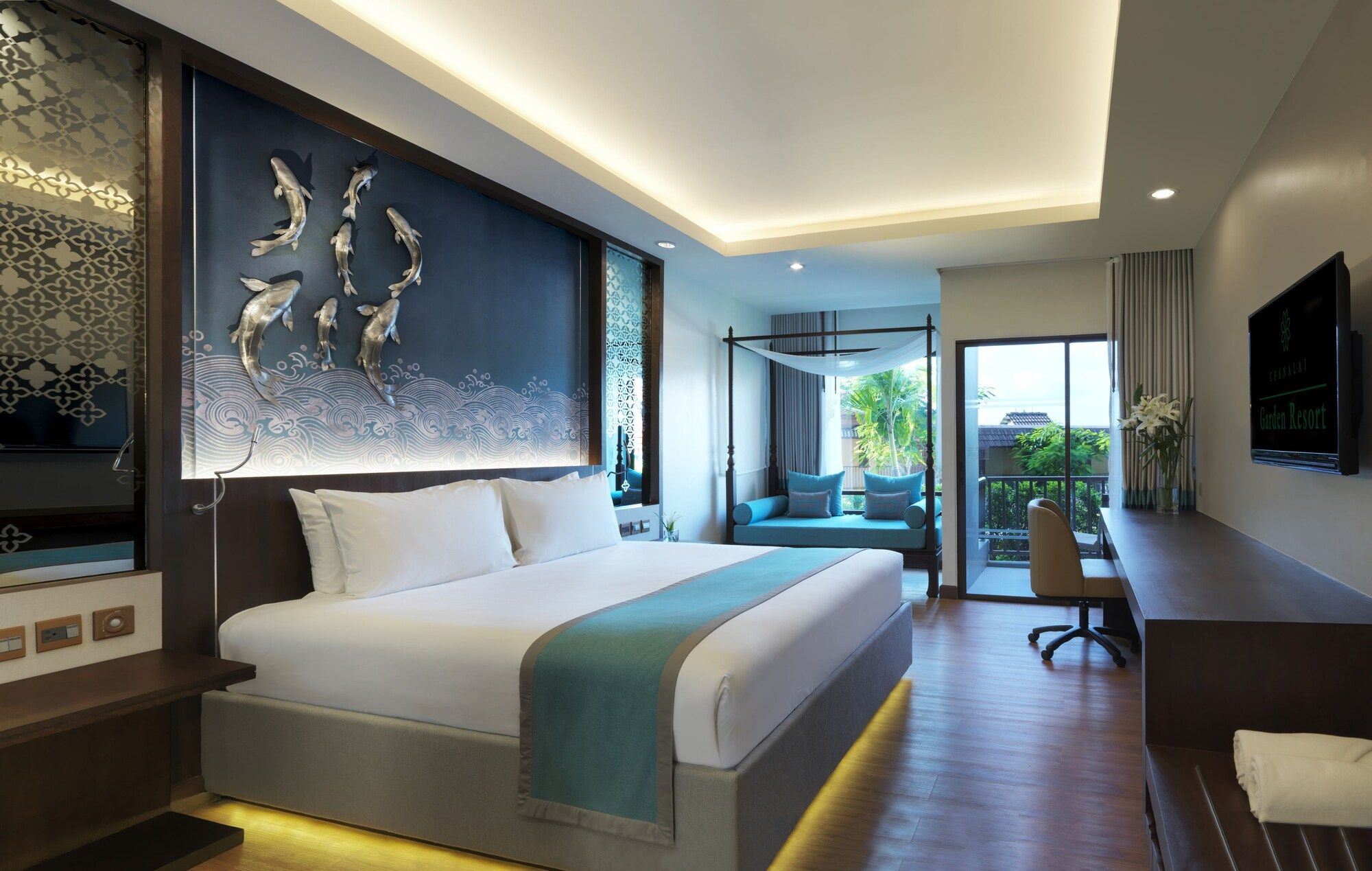 تشانالاي جاردن ريزورت، كاتا بيتش