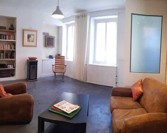 Maison de Marie in Pont Ste Maxence - Fleurines - Sala de estar