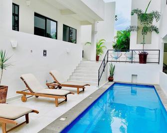 Saltwater Pool + Rooftop Terrace-Walk to Beach - Bahia de Banderas - Basen