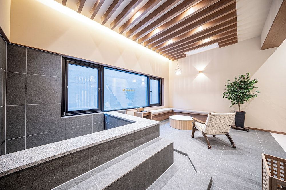 Hound Hotel Daegu Seongseo