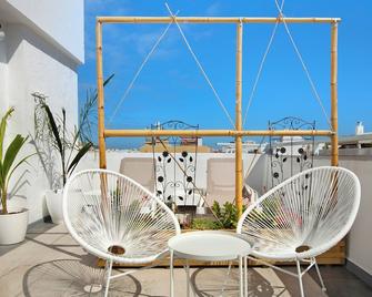 Studio Apartment 'Estudio Massimo 7D' with Shared Terrace & Wi-Fi - Las Palmas de Gran Canaria - Balcón