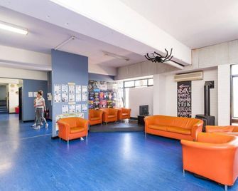 Billabong Backpackers Resort - Perth - Lobby