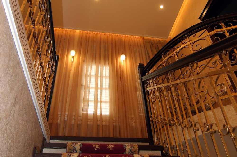Hotel Boutique Gloria - Tirana