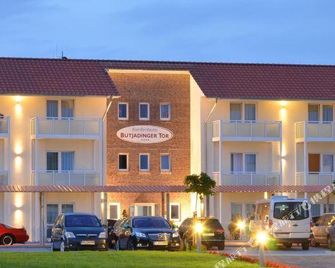 Komforthotel Butjadinger Tor - Nordenham - Edificio