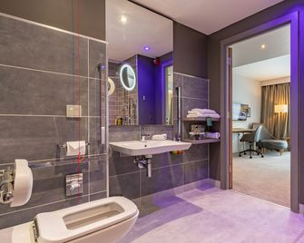 Holiday Inn Manchester - City Centre By IHG - Manchester - Bedroom