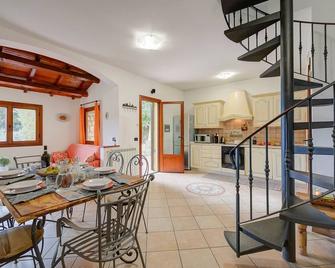 Villa Monte Enrico - Pool And Whirlpool - Happy Rentals - Camporosso - Dining room