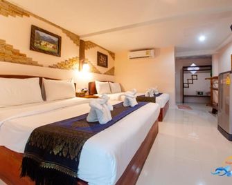 Naiyang Discovery Beach Resort SHA - Sakhu - Yatak Odası