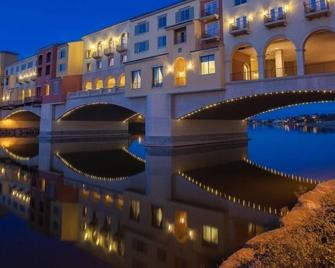 Amazing Views & Pool - Lake Las Vegas Retreat - Henderson - Building