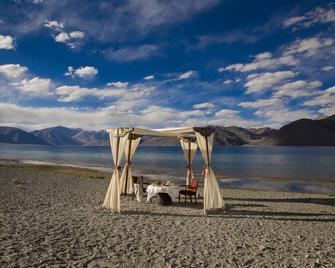 The Grand Dragon Ladakh - Leh - Restaurant