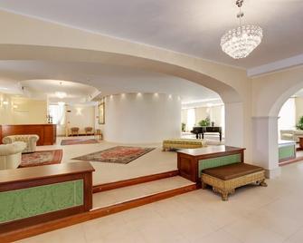 Hotel Parco Delle Fontane - סירקוזה - לובי