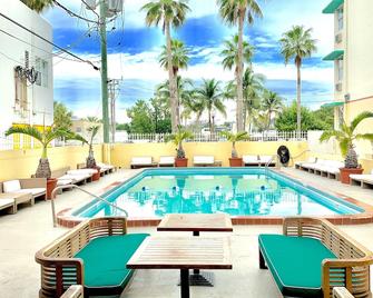 Broadmore Miami Beach - Miami Beach - Pool