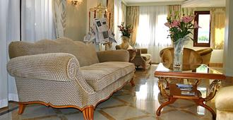 Hotel Carlton Capri - Venice - Living room
