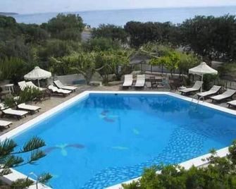 Cretan Village Hotel - Ammoudara - Piscina