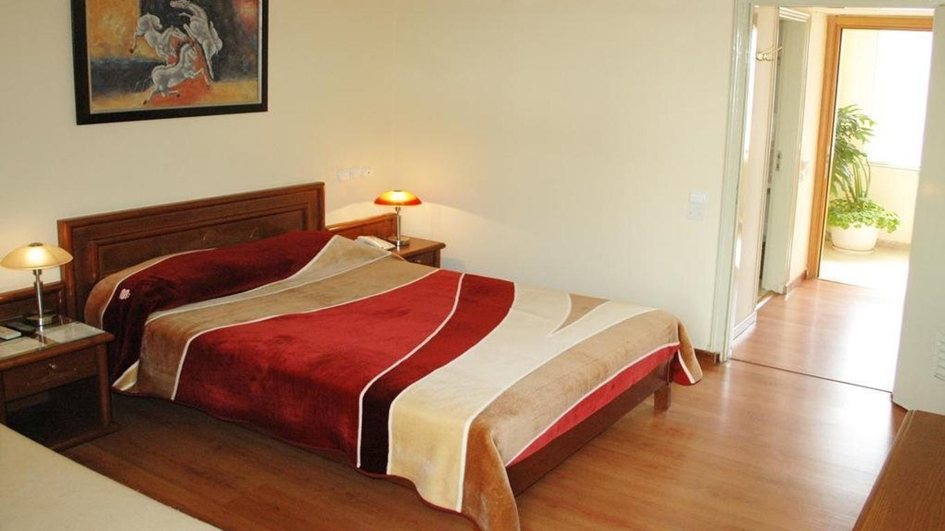 Omiros Hotel