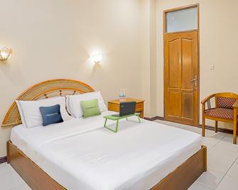 Hotel Gading Kencana Samarinda - Samarinda - Bedroom