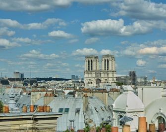 Hotel Dame Des Arts - Paris - Outdoor view