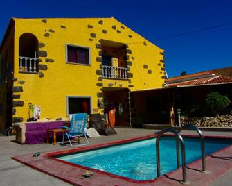 Los Amigos Hostel - La Mareta - Pool