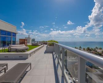 Ch Luxury Condos & Studios On The Beach - Hollywood - Balcony