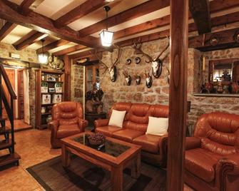 Hotel Rural El Caserón - Cangas de Onís - Lounge