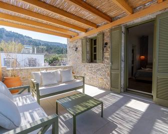 Villa Rosa - Luxury Villas with Panoramic Views - Asfendiou - Balcony