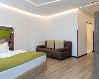 Chrizz Rooms - Graz - Bedroom