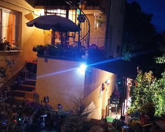 Cosy One Bedroom Appartment with Beautiful Garden - Cluj Napoca