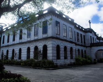 Baguio Vacation Apartments - Baguio - Building