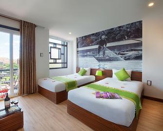 Vinh Hung 2 City Hotel - Hội An - Phòng ngủ