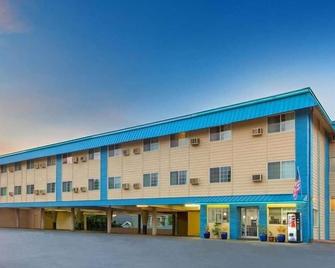 Umpqua Valley Hotel - Roseburg - Building