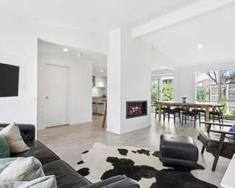 Beachside Getaway - Mount Martha - Sala de estar