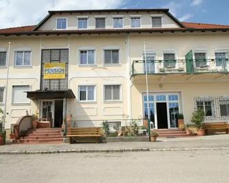 Pension Strohmer - Rust - Building