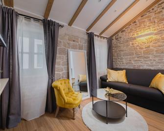 Fenice Palace - Sibenik - Sala de estar