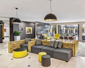 Mantra on Hay Perth - Περθ - Σαλόνι