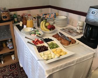 Doriam Guest House - Bridlington - Buffet