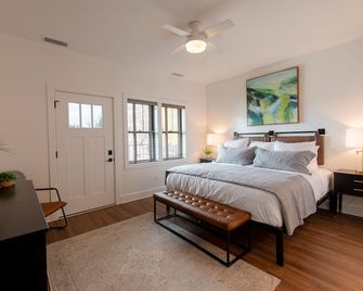 The Getaway Blowing Rock - Blowing Rock - Bedroom