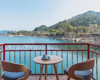 Qiandao Lakeview Houseboat Hotel & Resort - Huangshan - Balcón
