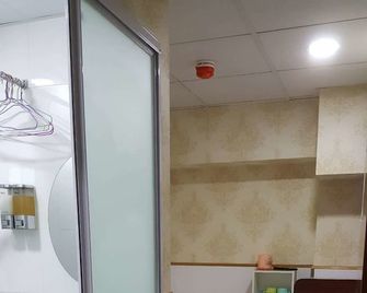 Lung Wa Hotel - Hong Kong - חדר שינה