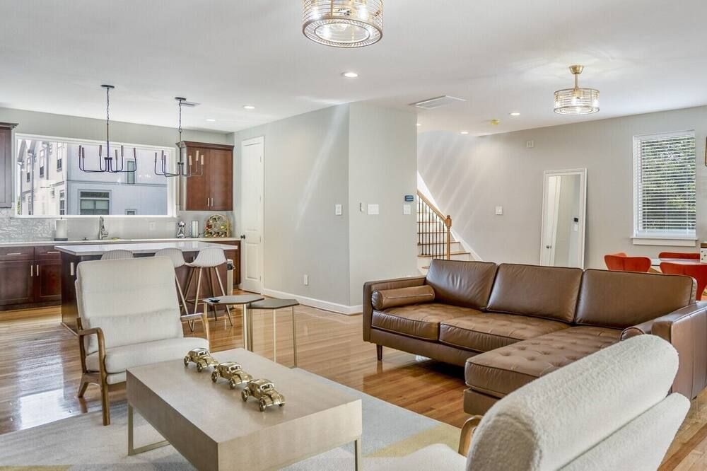 Spacious 3 Bed House|MD Anderson|freeparking|wi-Fi - יוסטון - סלון